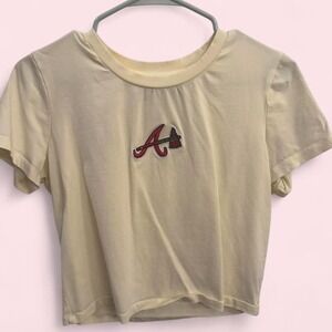 Pro Standard Atlanta Braves Women's Cream Crop Top — Size M